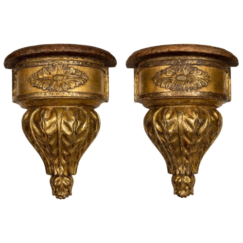 A Pair of Italian Neoclassical Giltwood Brackets